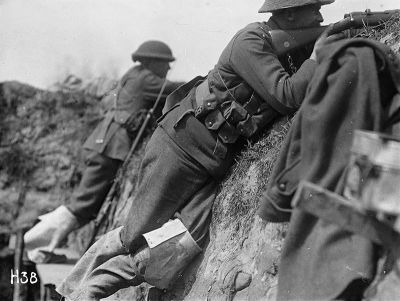 New Zealand troops keep guard in a trench in the Messines sector, May 1917